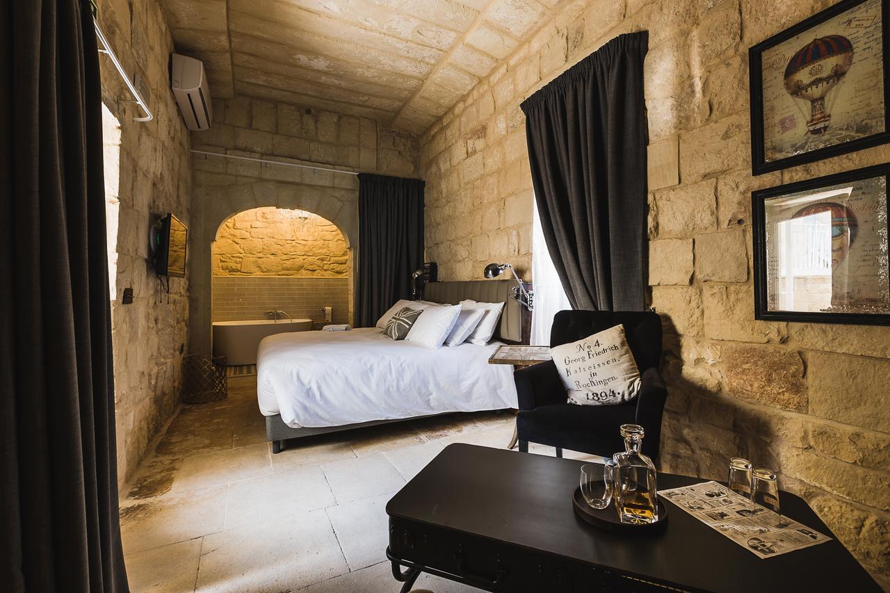 Talbot & Bons Bed & Breakfast Gudja Eksteriør bilde